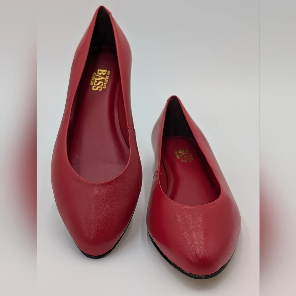 NWOB B.H. Bass & Co. Red Susan Leather Ballet Flats Women Size 7.5 M